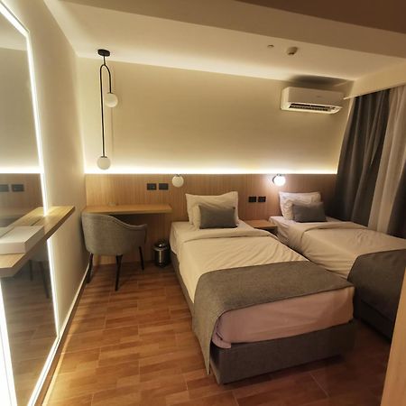 Green Plaza Inn "'Business &Families Only"' Alexandria Eksteriør bilde