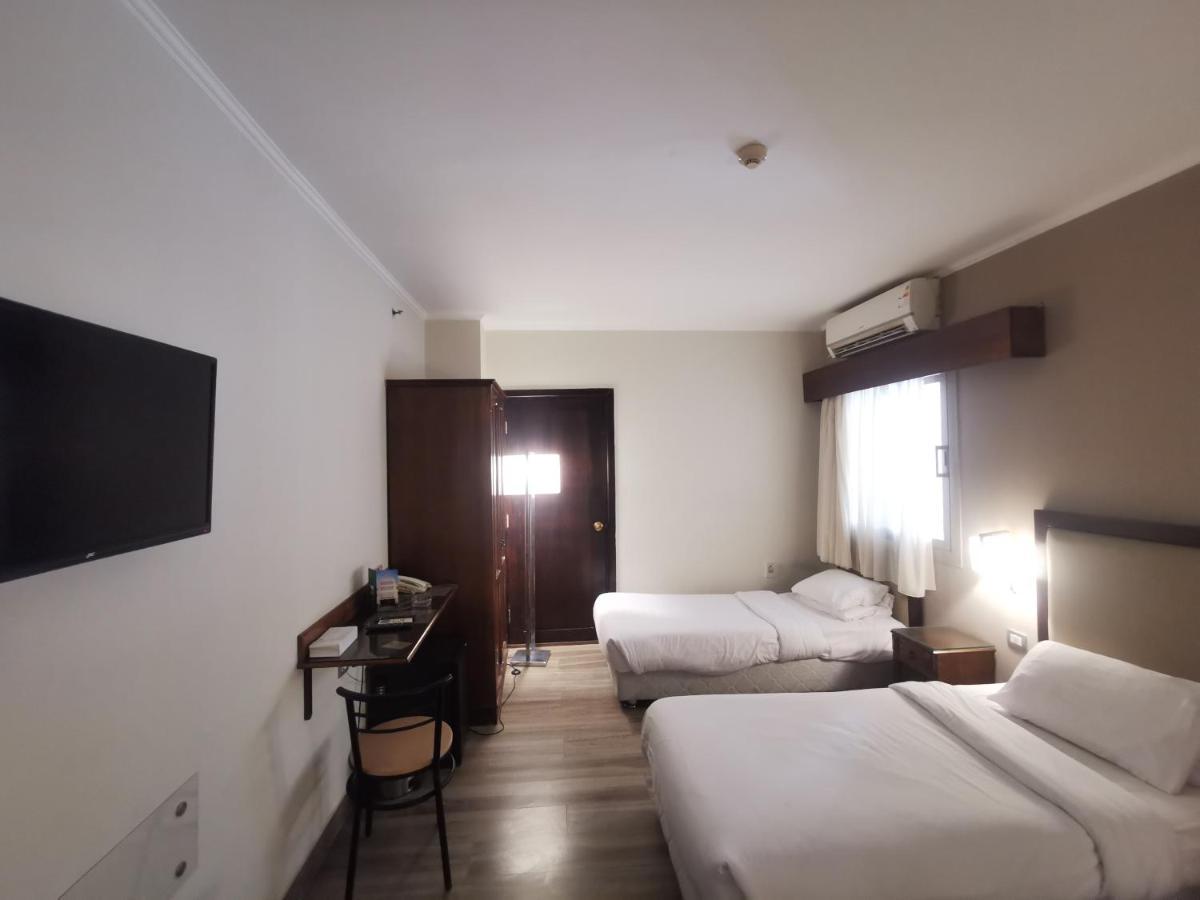 Green Plaza Inn "'Business &Families Only"' Alexandria Eksteriør bilde