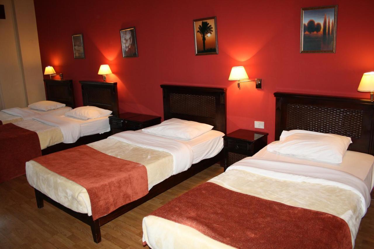 Green Plaza Inn "'Business &Families Only"' Alexandria Eksteriør bilde