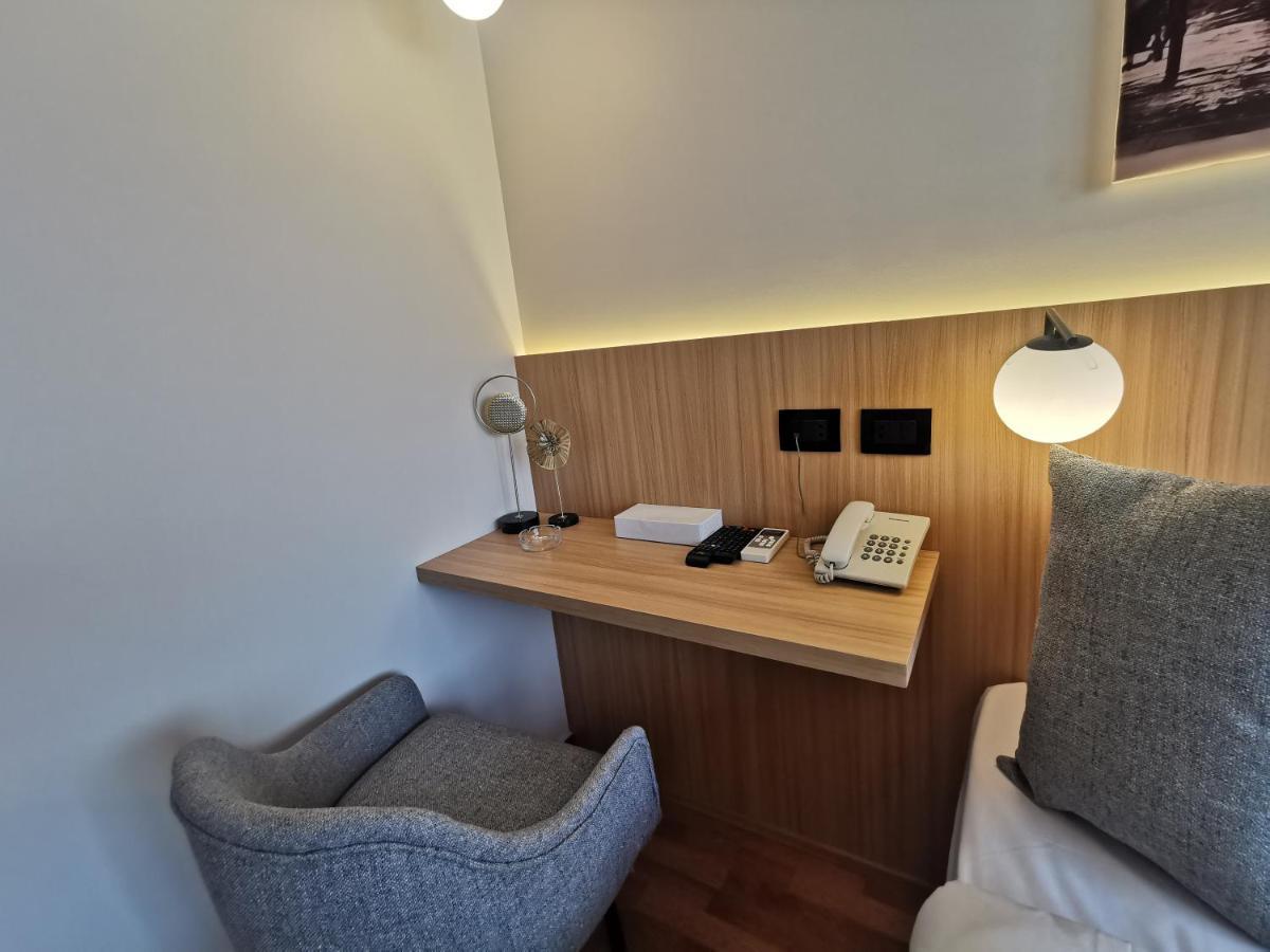 Green Plaza Inn "'Business &Families Only"' Alexandria Eksteriør bilde